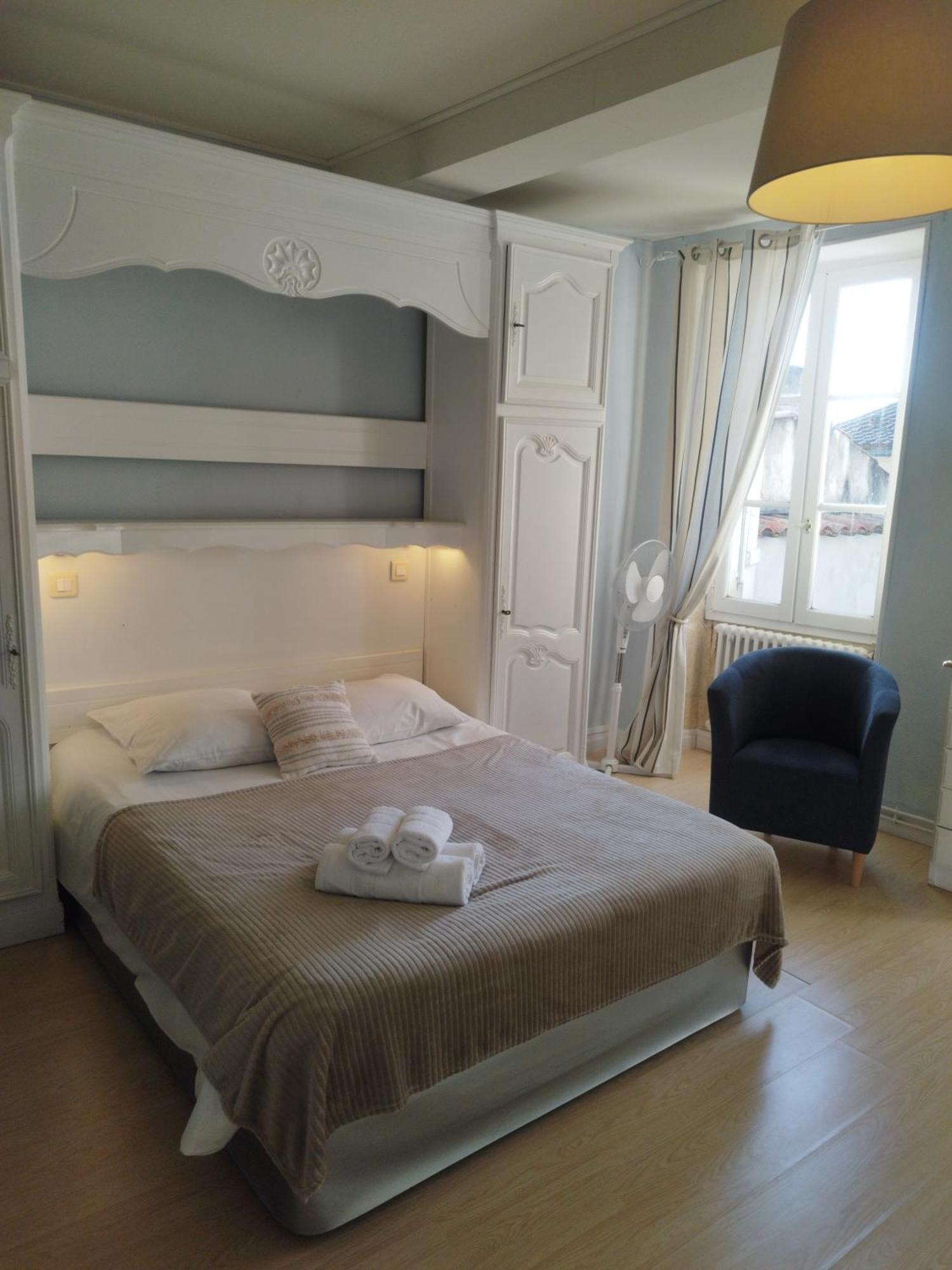 Les Thermes 2*